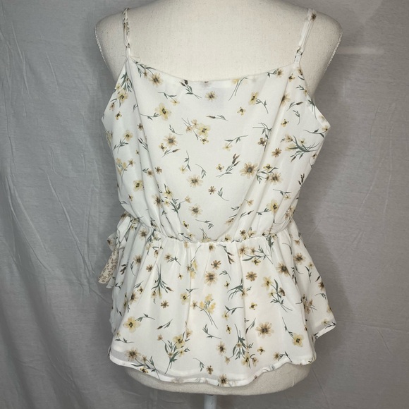 Floral Cross Front Peplum Blouse With Adjustable Straps - Picture 2 of 6
